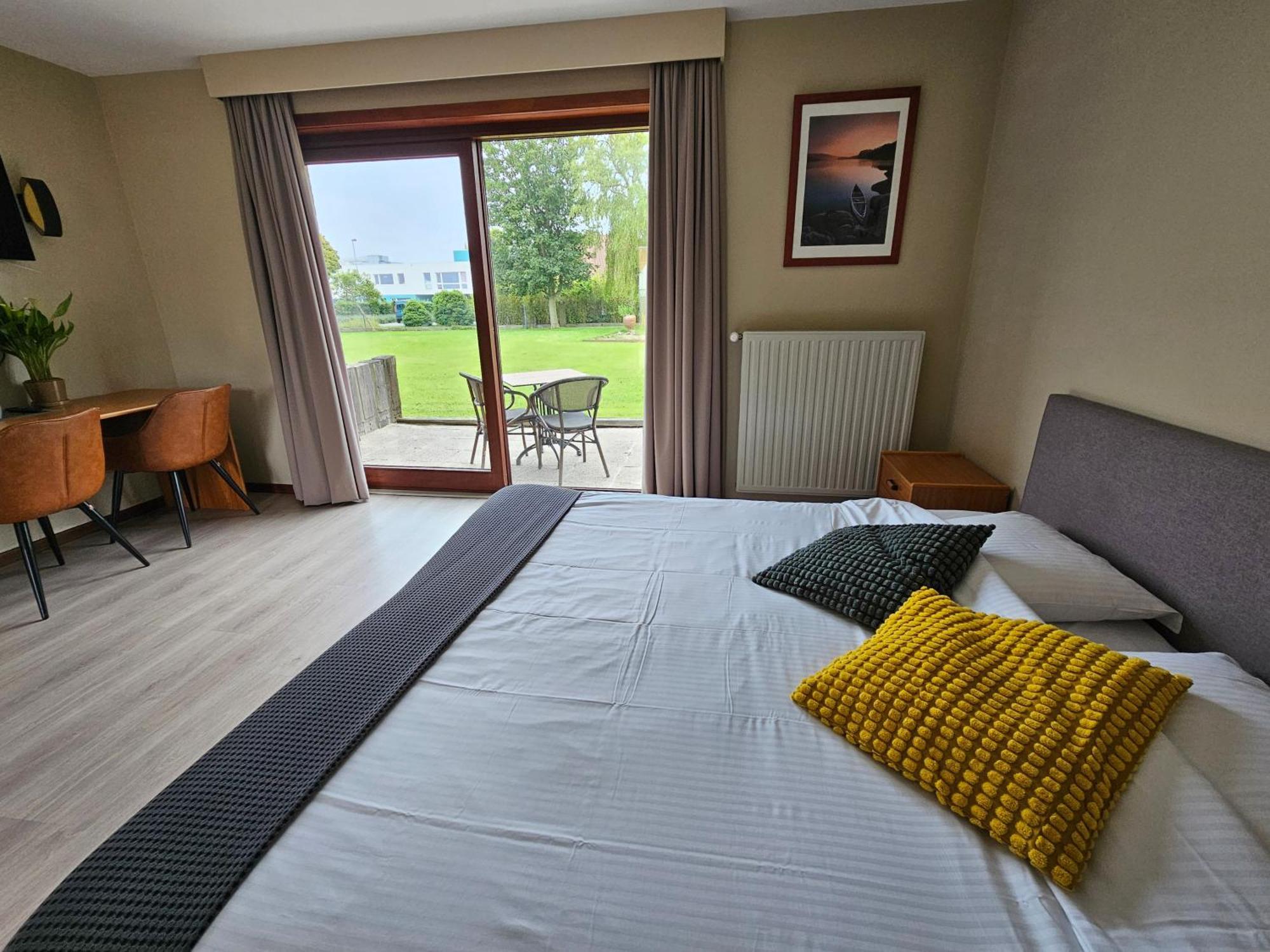 Hotel Westendia And Free Parking Top Breakfast Westende Eksteriør billede